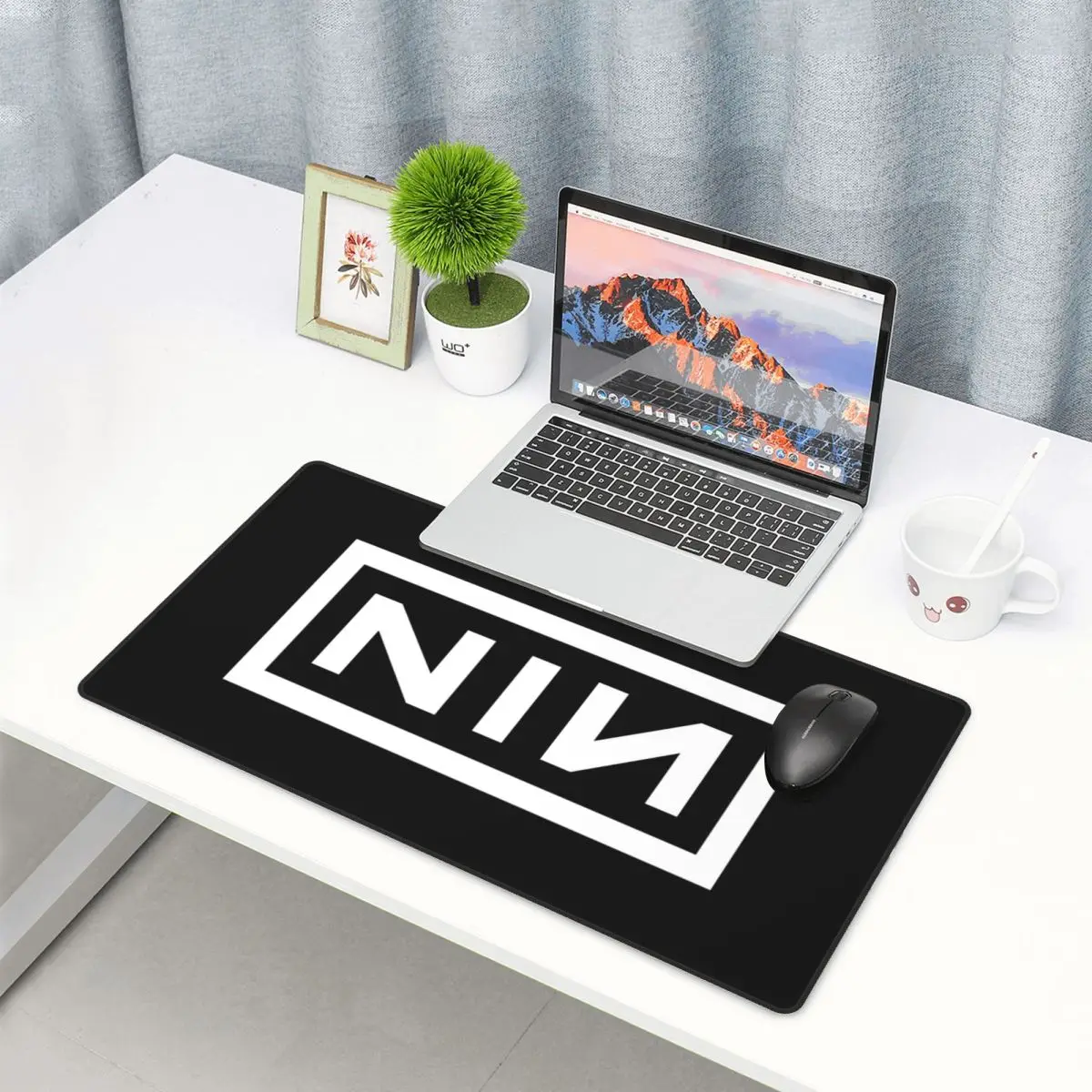 Grote muismat NIN-logo Nine In - Gaming Accessories Logo recensie en prijs