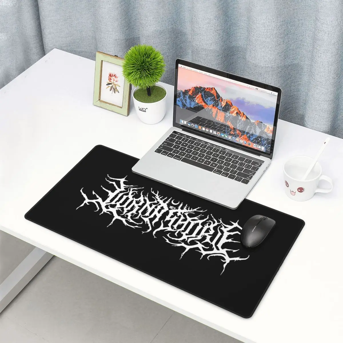 Grote muismat Lorna Shore Merc - Gaming Accessories Logo recensie en prijs